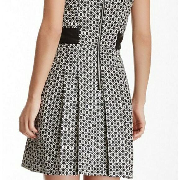 𝅺Walter Baker W118 Faux Leather Trim Bianca Dress Womens Fashion Dress Large - Picture 5 of 8